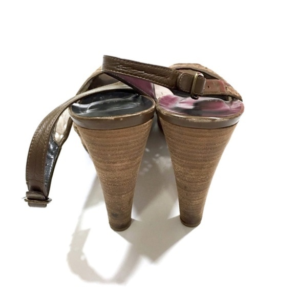 Stuart Weitzman Tan Crochet Peep Toe Sling Heels 9 - Picture 6 of 8